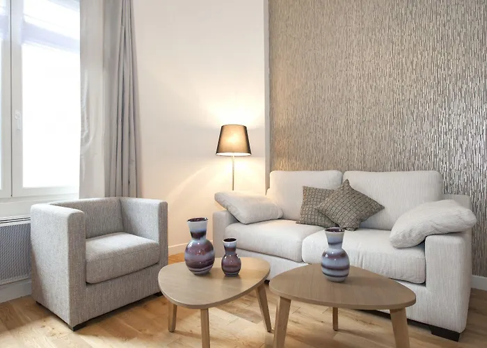 Yuna Blanche - Serviced Apartman *