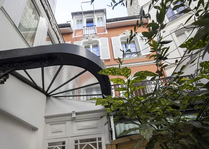 Yuna Blanche - Serviced *