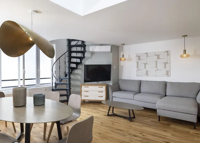 Yuna Blanche - Serviced *