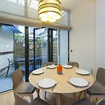 Apartamento Yuna Blanche - Serviced Paris