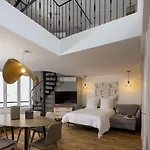 Yuna Blanche - Serviced Apartamento *