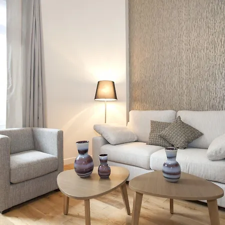 Yuna Blanche - Serviced Apartamento *